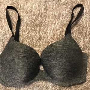 VICTORIA SECRET PINK PUSHUP BRA. Size 34DD